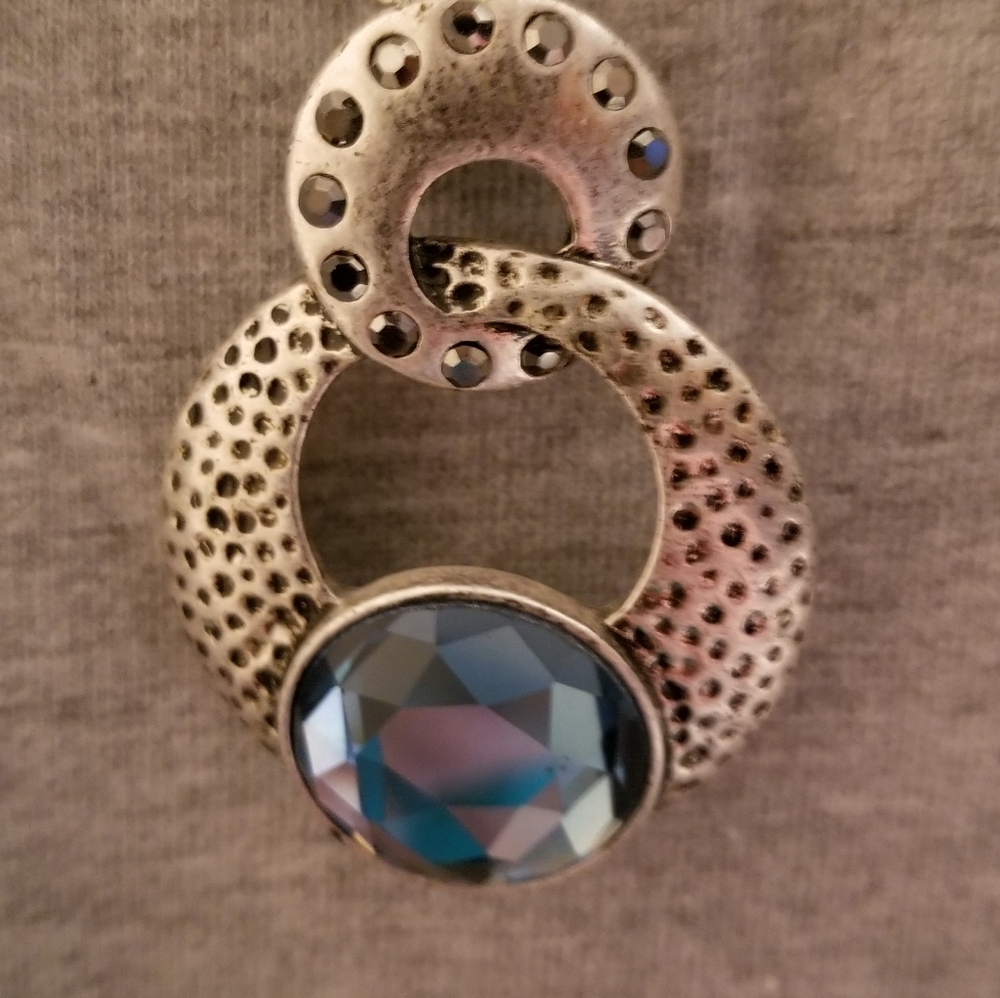 Lia sophia necklace